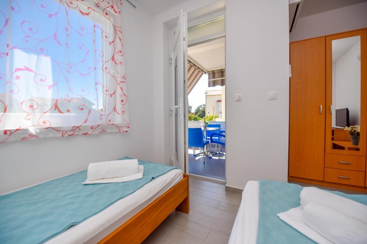 Apartments Yoko Novalja Bagian luar foto