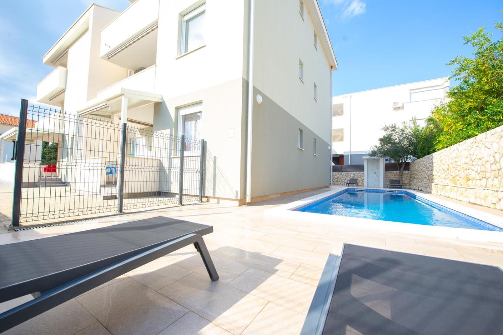 Apartments Yoko Novalja Bagian luar foto