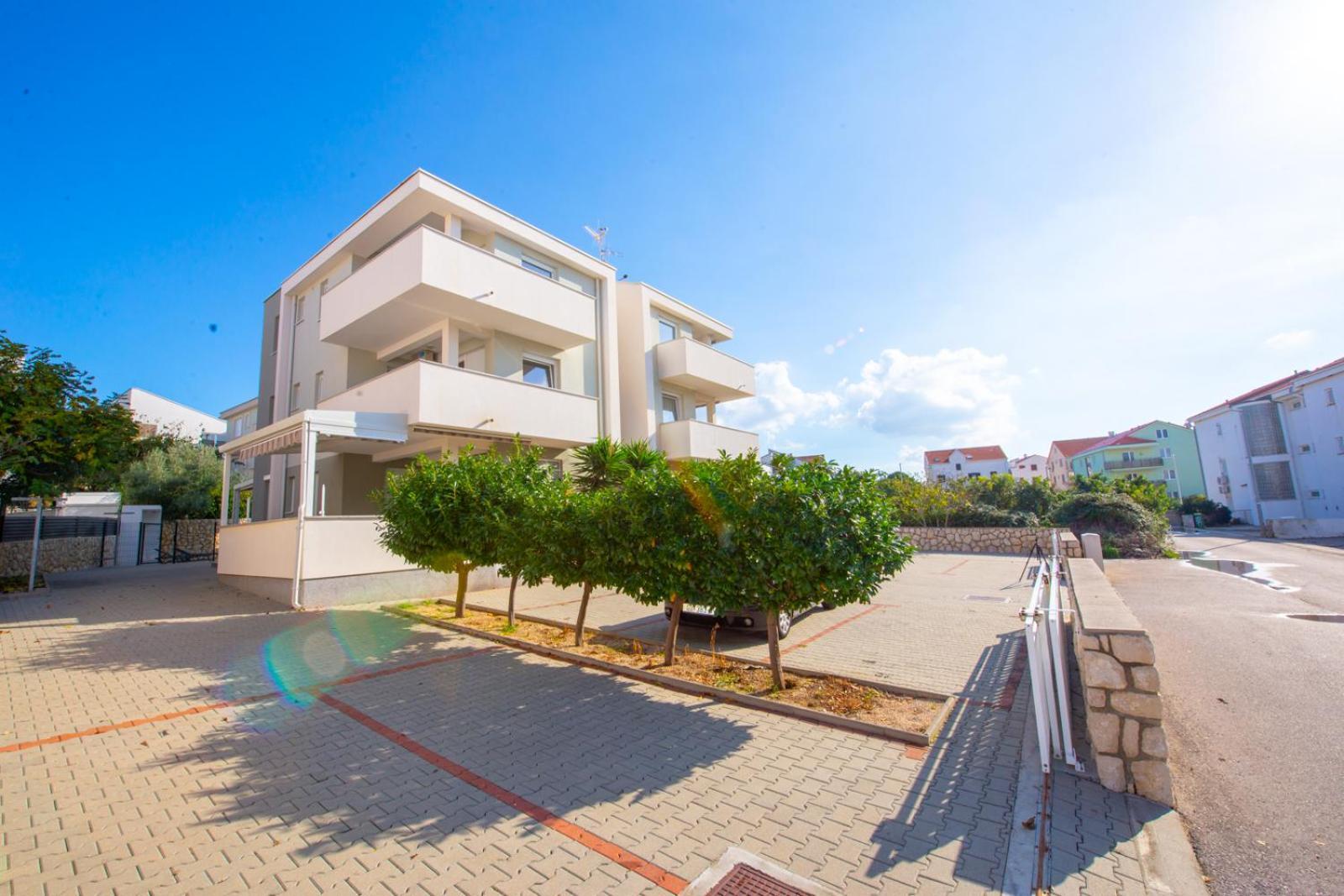 Apartments Yoko Novalja Bagian luar foto