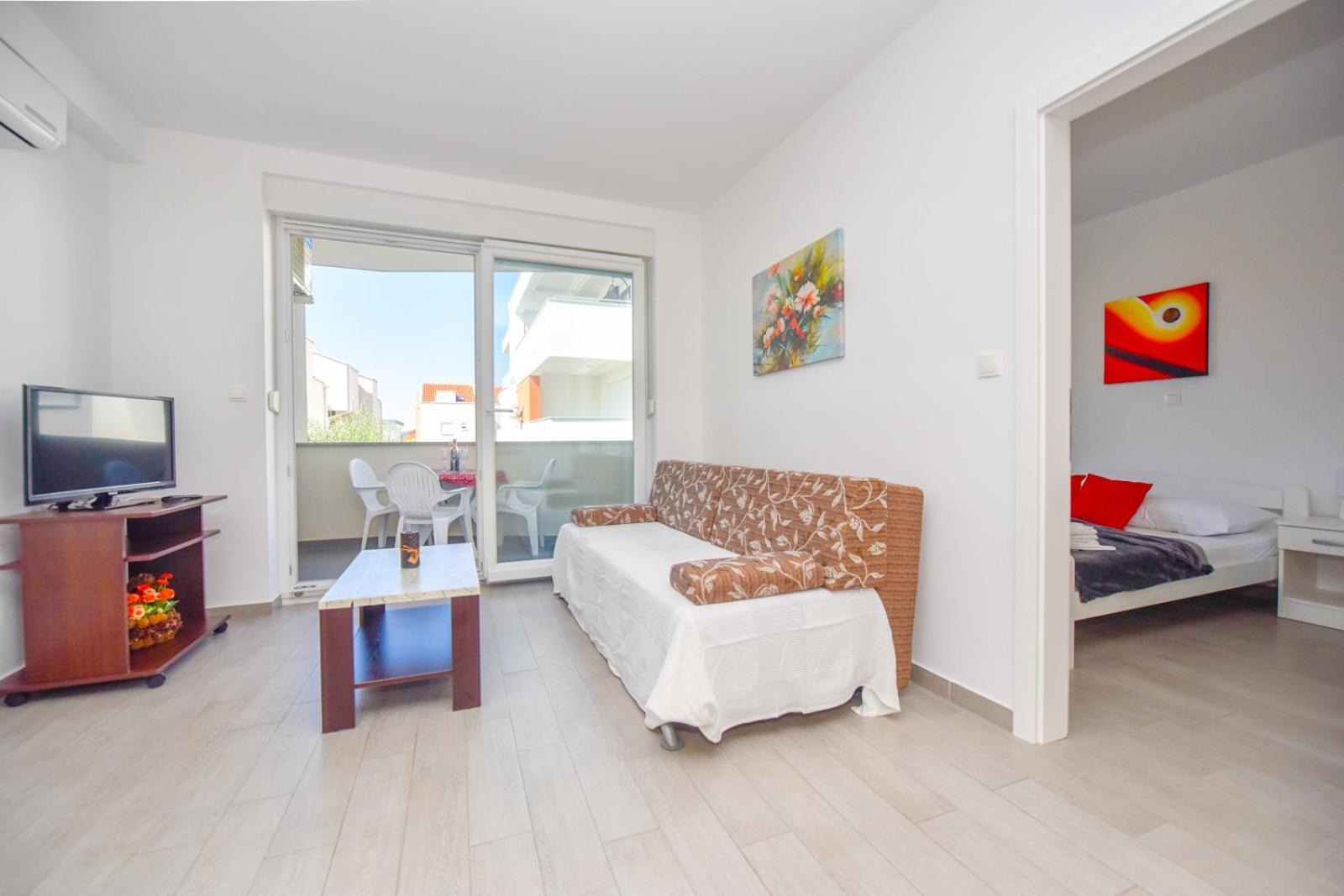 Apartments Yoko Novalja Bagian luar foto